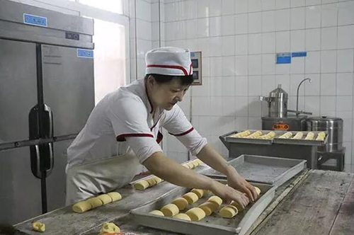 食堂里每天都在發生些什么，你一定不知道