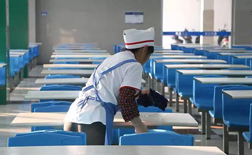 食堂里每天都在發生些什么，你一定不知道