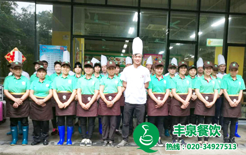 高效的食堂承包模式 優(yōu)化單位餐飲管理結(jié)構(gòu)