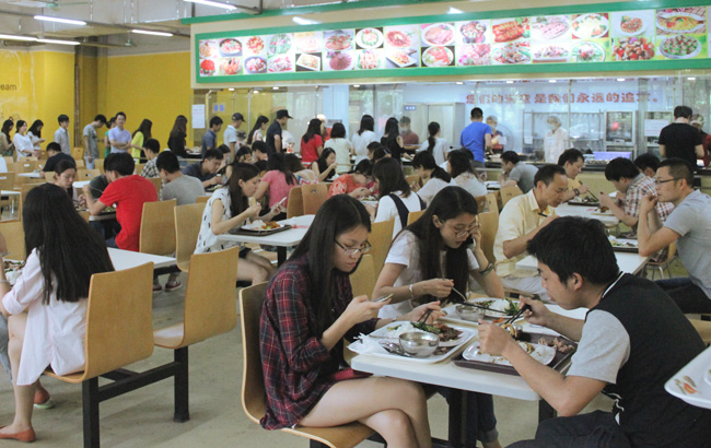 感恩回饋美食節,美食在食堂，好吃在豐泉