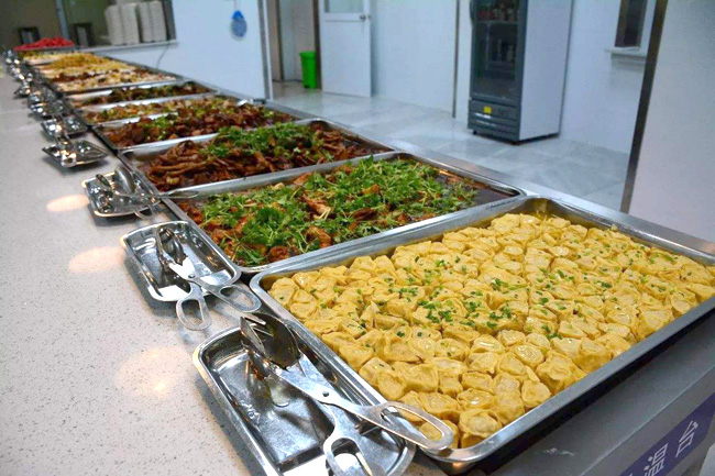 飯?zhí)贸邪懿缓貌挥贸睿唤o專(zhuān)業(yè)餐飲公司